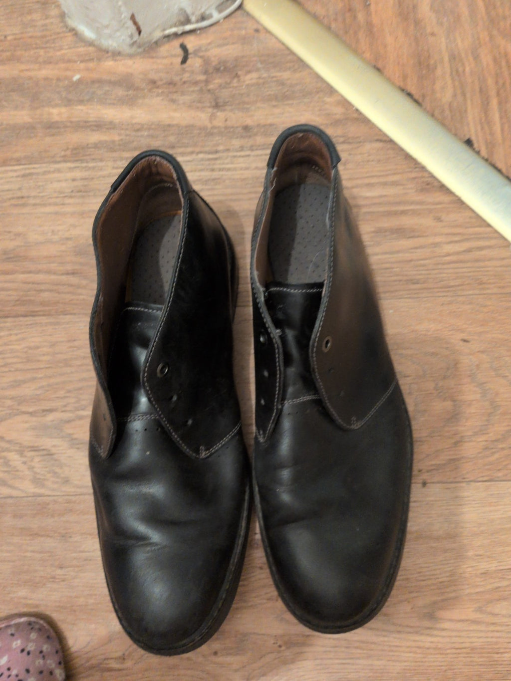 Clarks 10 Black Ankle Boots Missing Laces