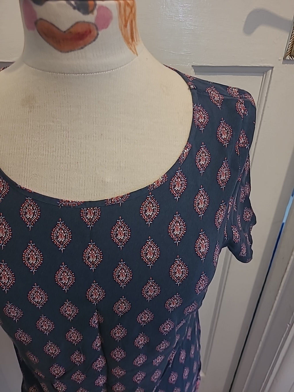 Ladies Papaya Size 12 Navy And Red Short Sleeved Midi Dress