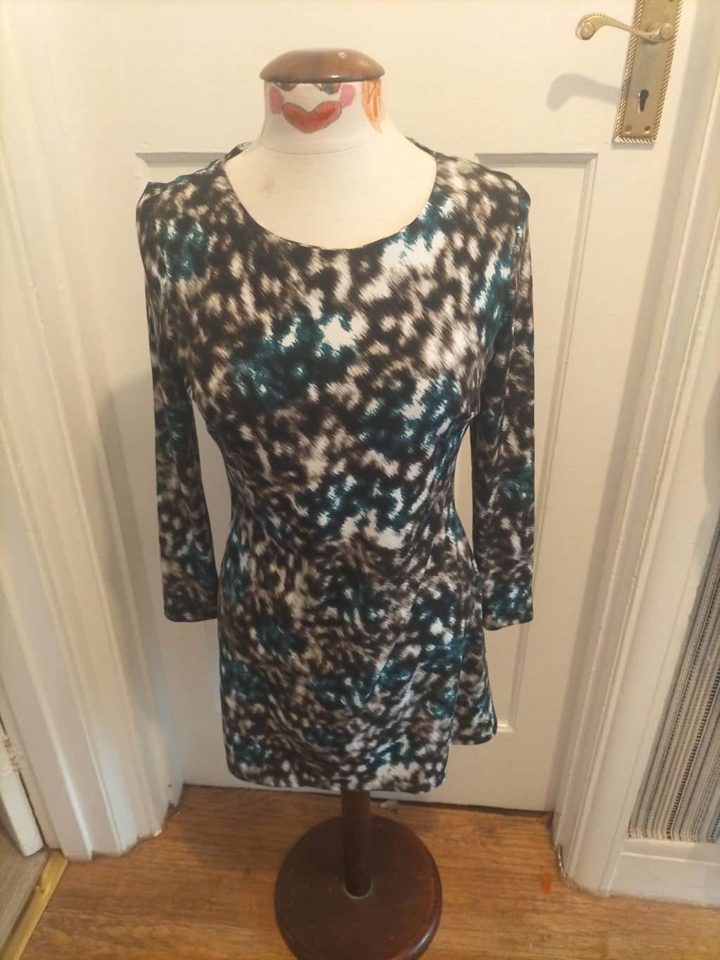 Ladies Planet Size XS Green/Brown/Beige Long Sleeved Dress