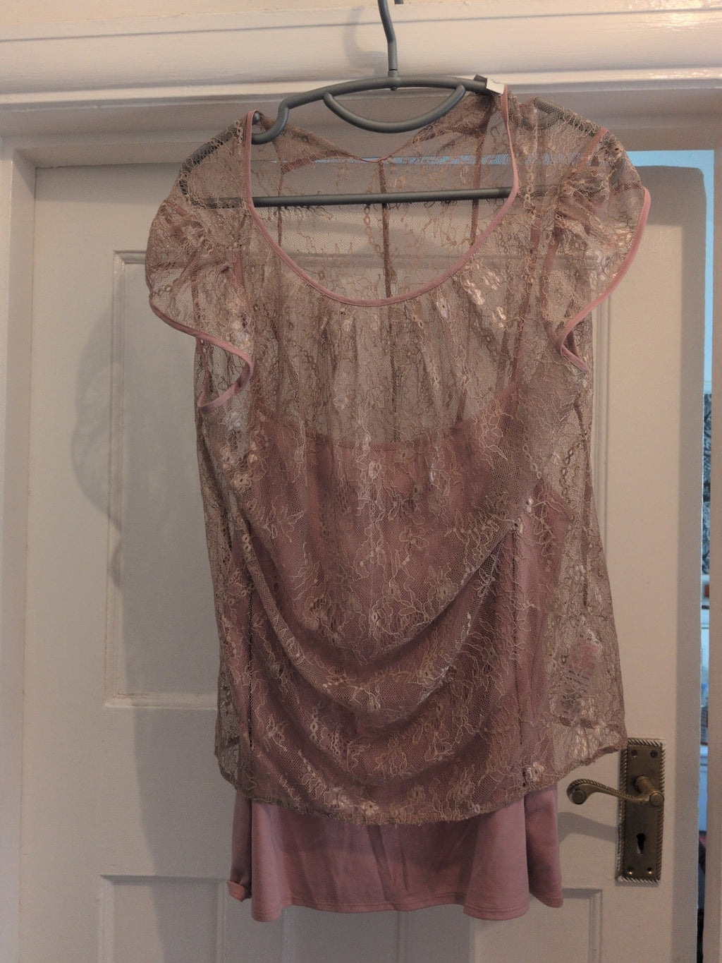Ladies Kaliko Dusty Pink Top With Lace Trim Size 18