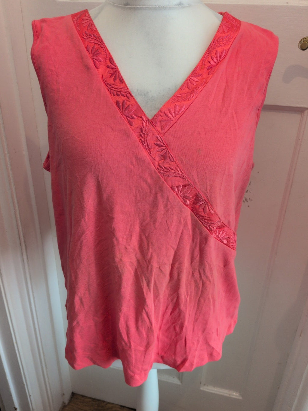 BM Casual XL Pink V Neck Sleeveless Blouse