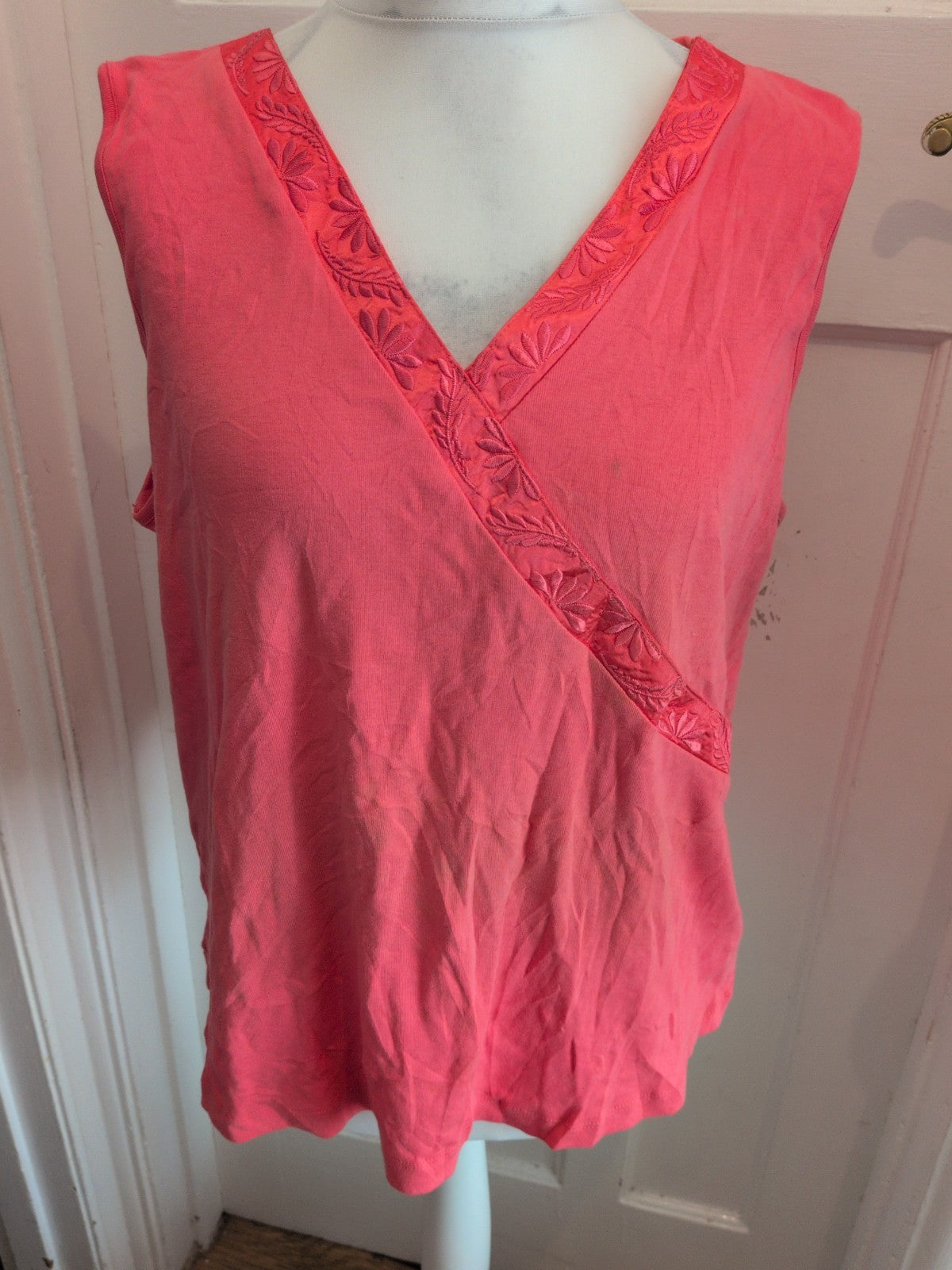 BM Casual XL Pink V Neck Sleeveless Blouse
