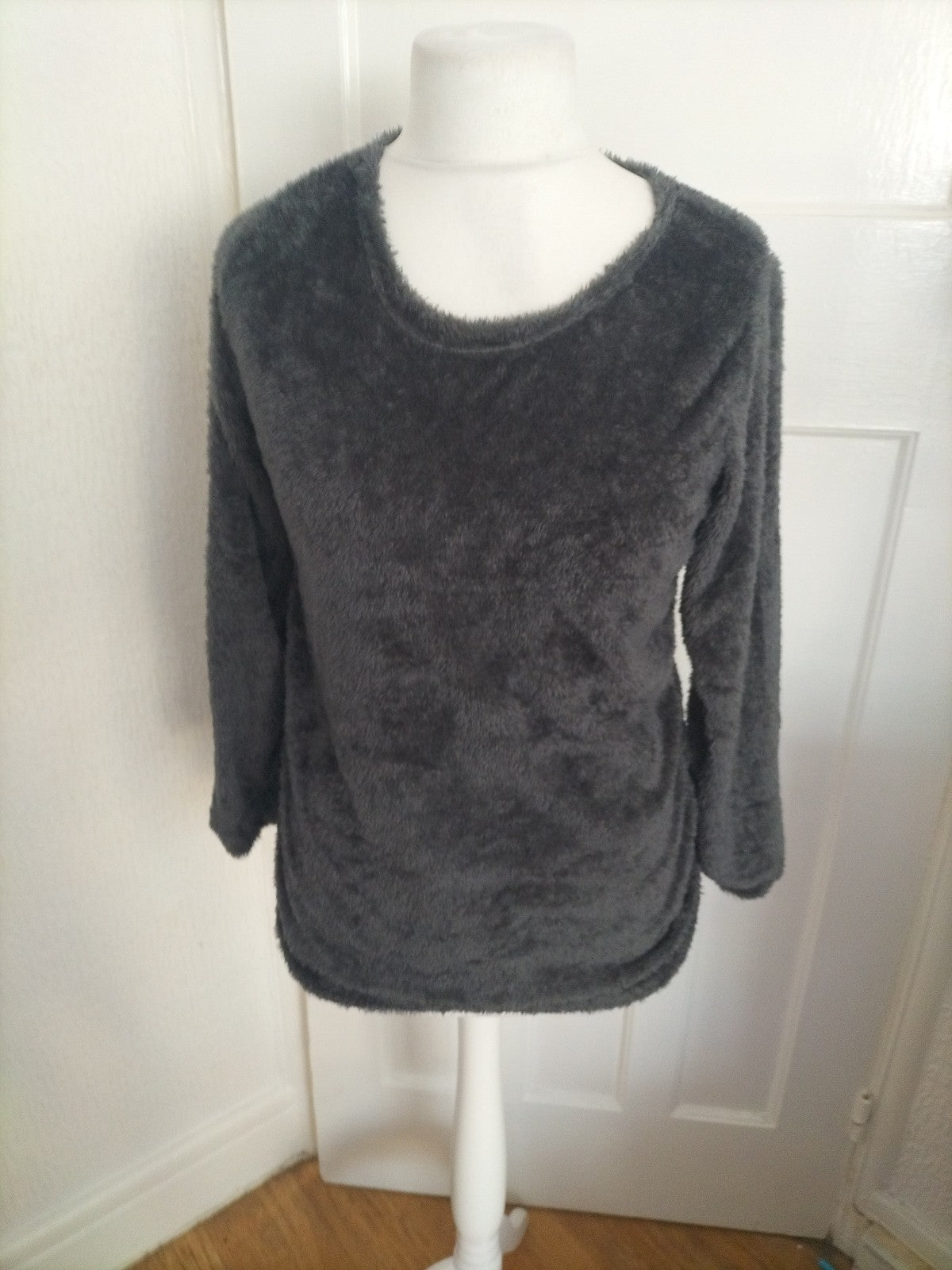 Ladies Size Large Dark Grey Supersoft Jumper