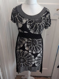 Oasis 8 Black And White Floral Short Sleeve Dress Belt Attached