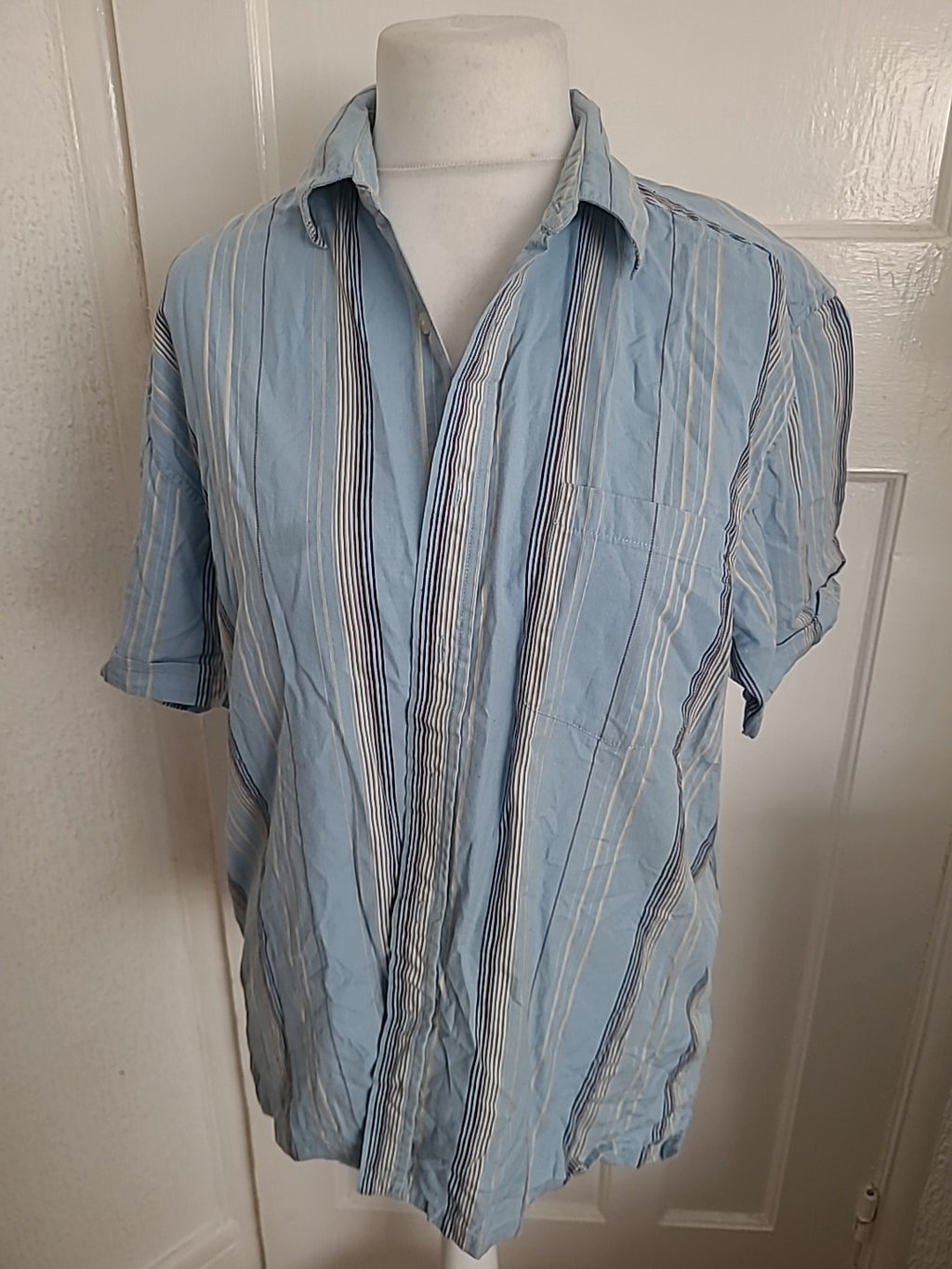 Mens Primark Size XL Blue And Gold/Cream Striped Short Sleeved Shirt