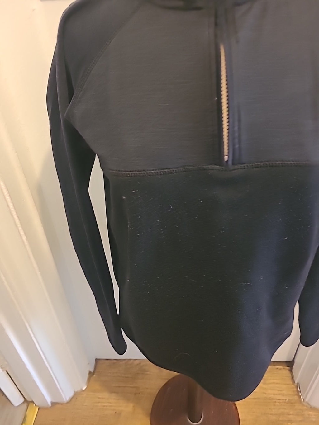 Ladies Northern Expo Size 14 Black With Pink Long Sleeved Pullover Activewear