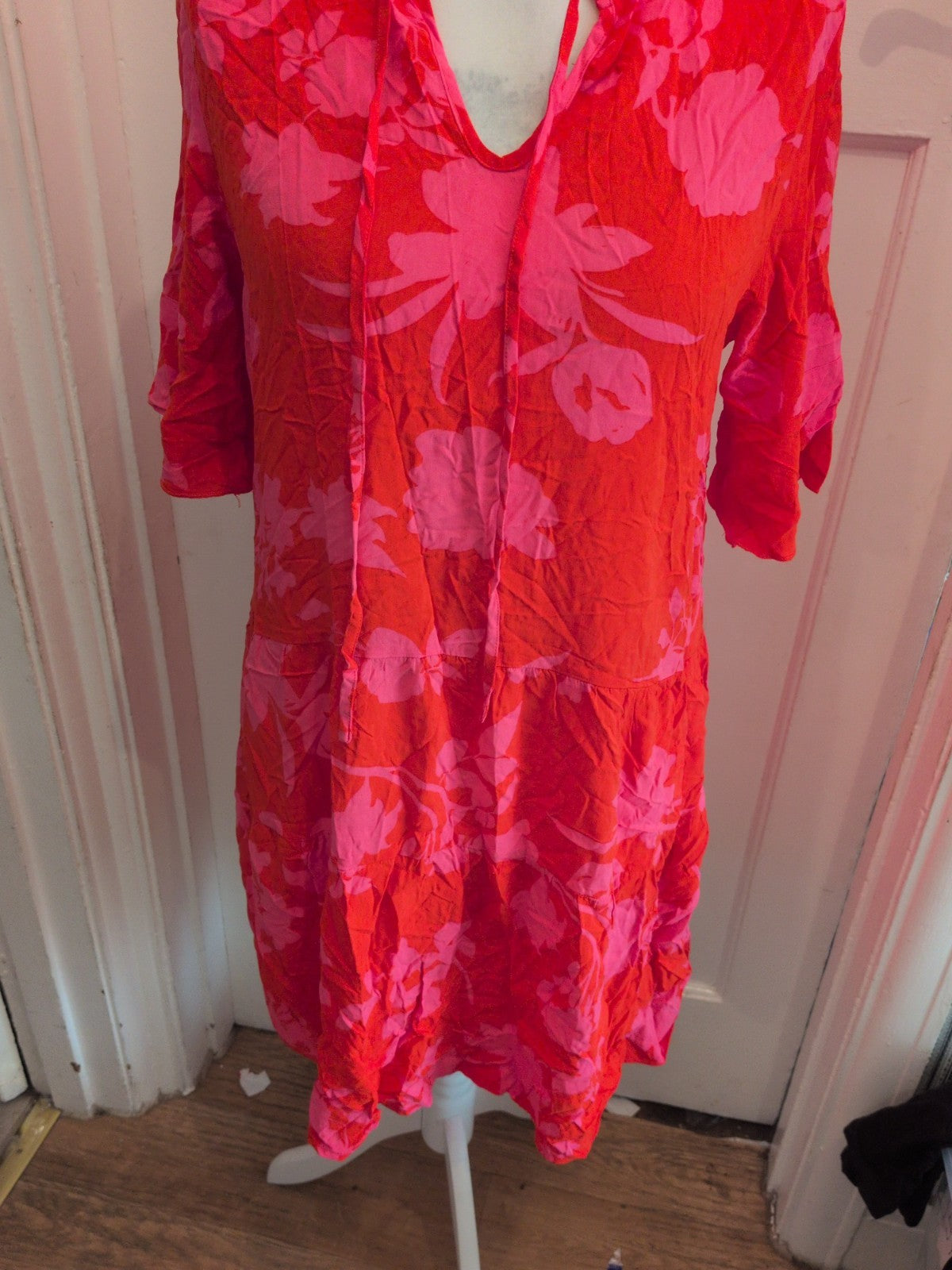 Ladies 2XL Pink And Orange Floral Short Sleeve Knee Length Dress