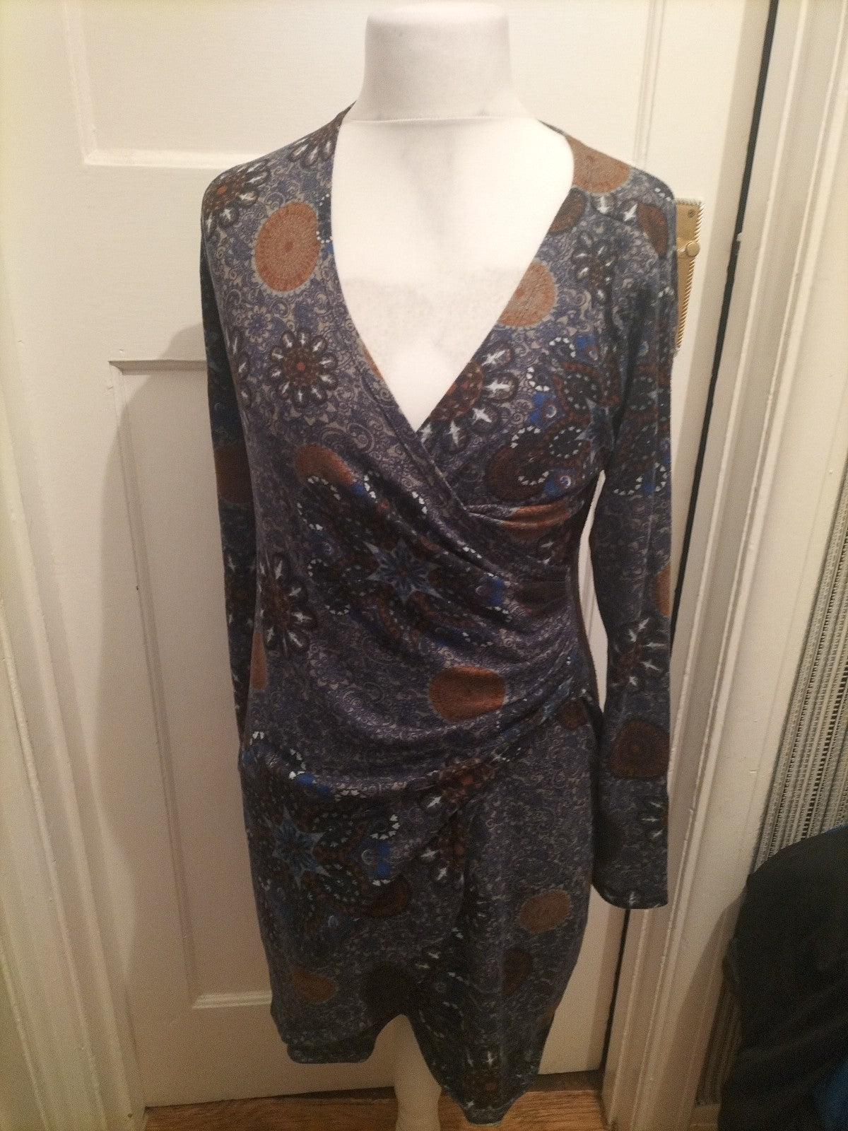 Ladies Purplush Size Large Navy Aztec V Neck Long Sleeved Dress