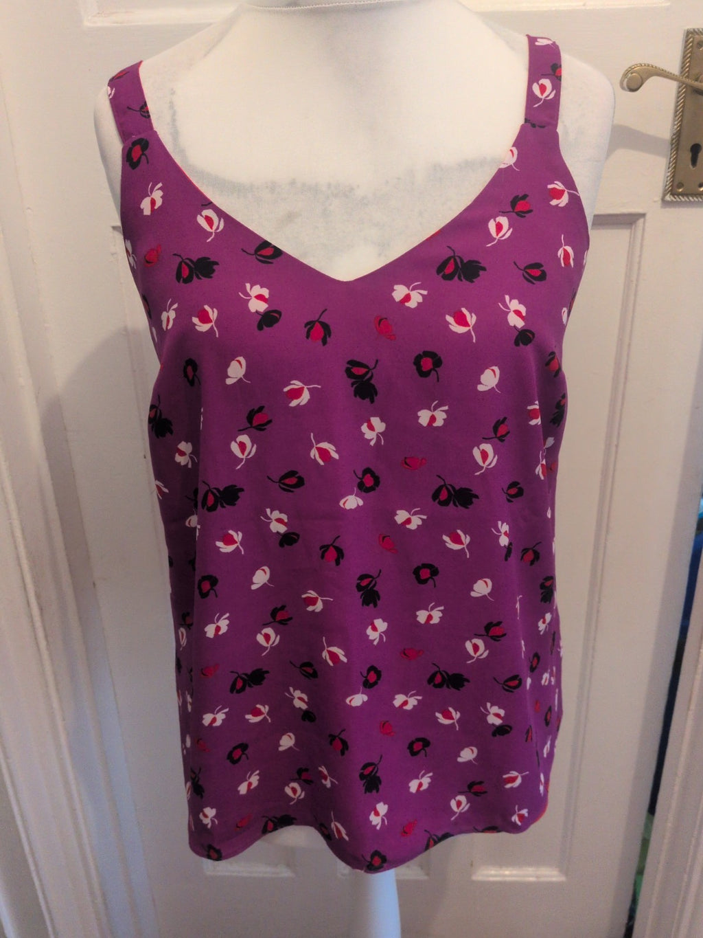 Bonmarche 14-16 Purple Petal Sleeveless Blouse