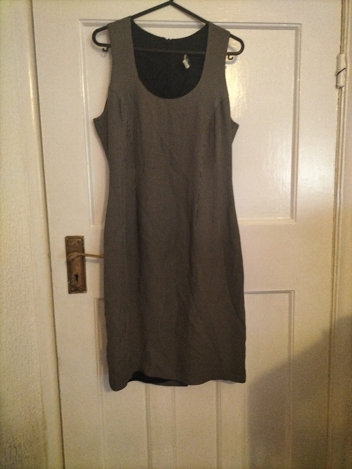 Ladies Kaliko Size 8 Patterned Lined Sleeveless Dress