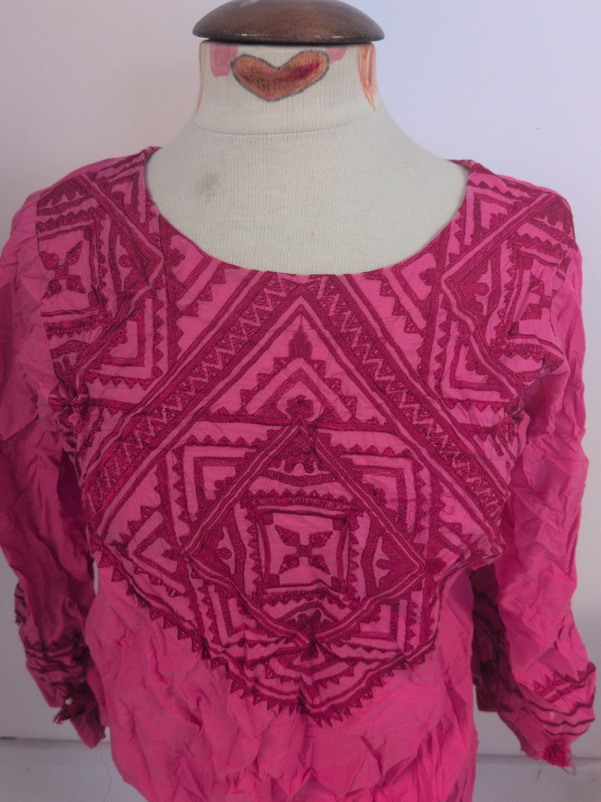 12 Pink And Red Embroidered Long Sleeve Dress Knee Length