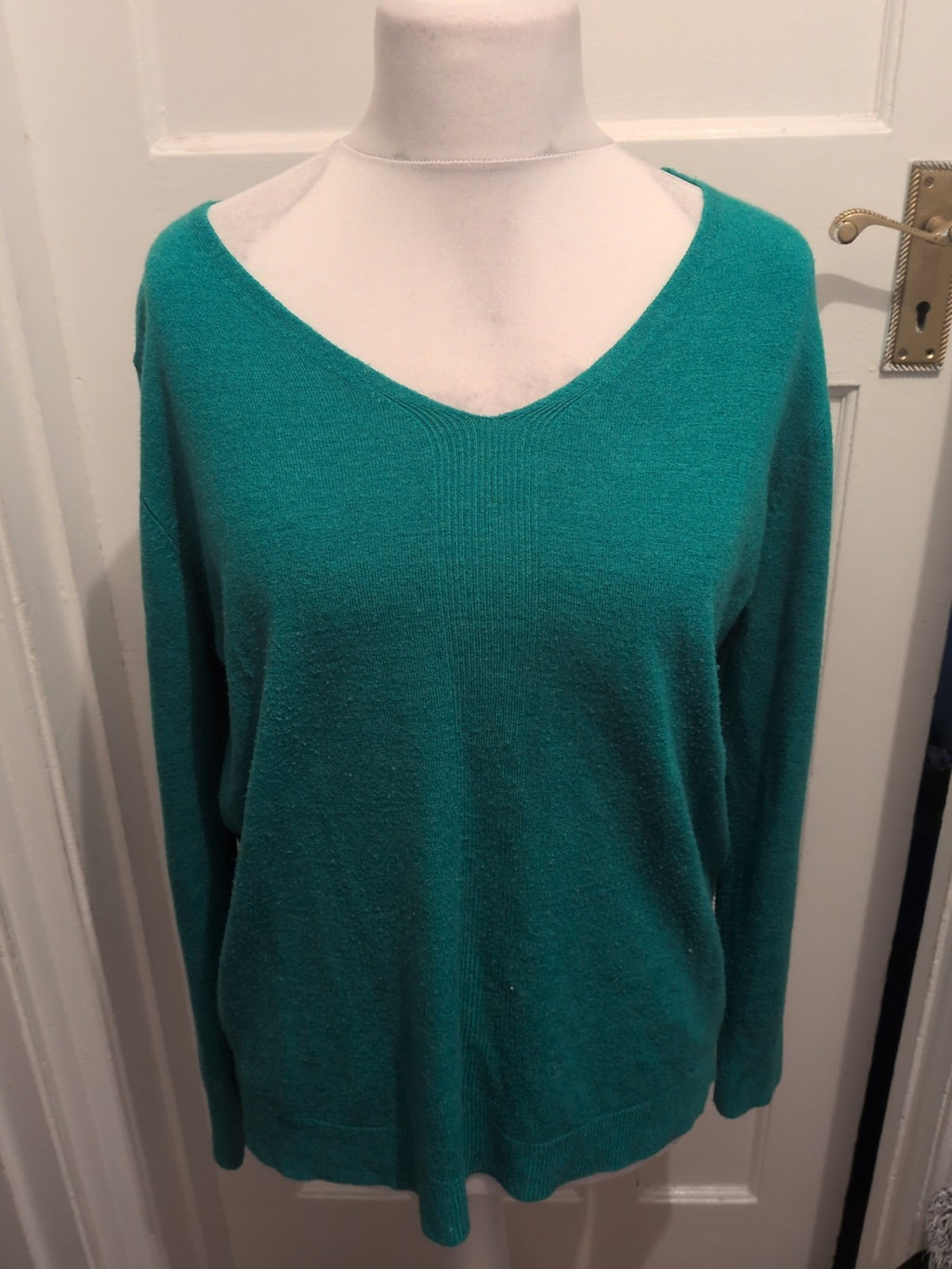 Ladies Primark Size 18-20 Green V Neck Jumper
