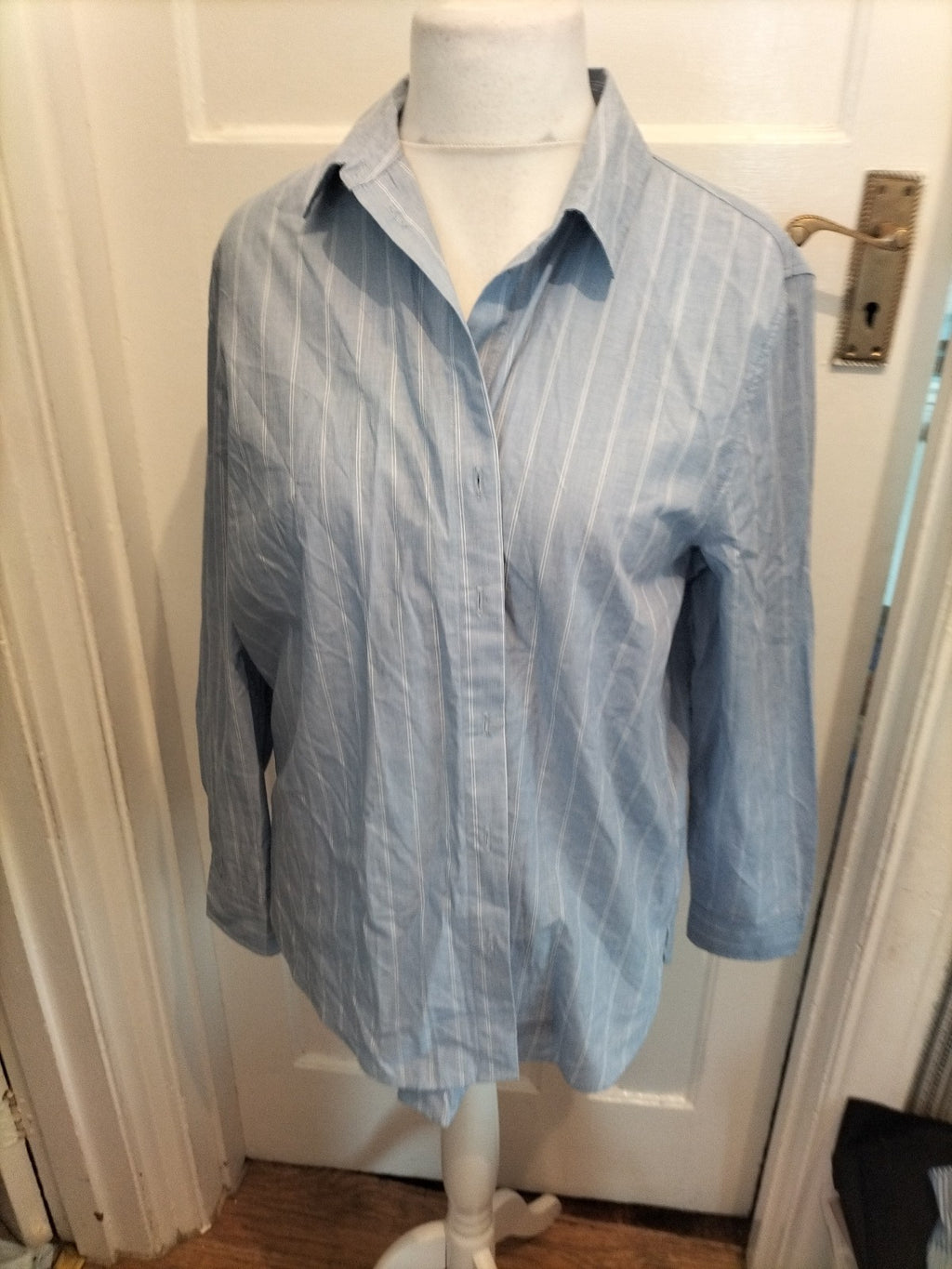 Mens H&M Size 12 Blue And White Striped Long Sleeved Blouse