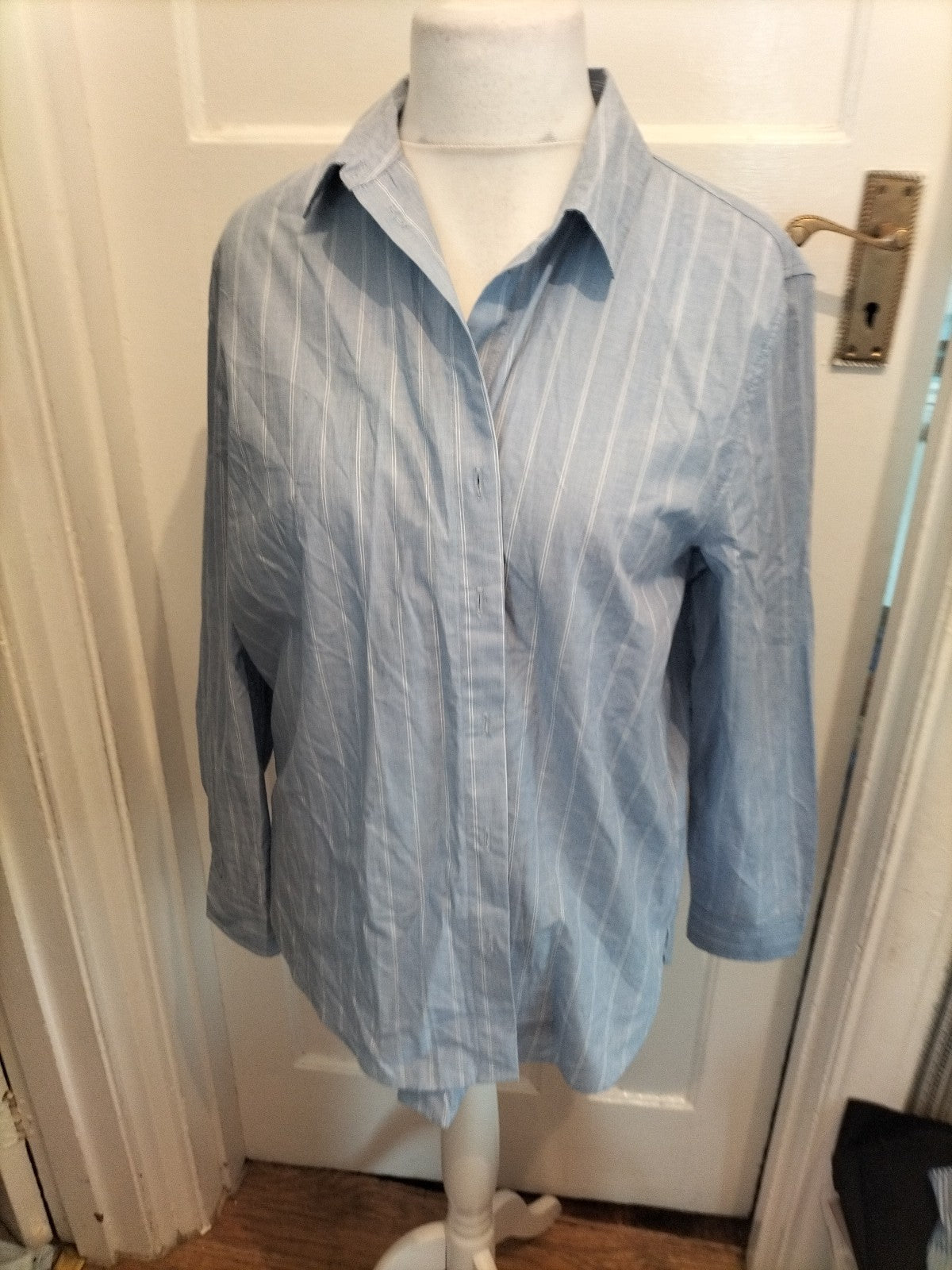 Mens H&M Size 12 Blue And White Striped Long Sleeved Blouse