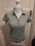 Ladies Max Size 8 Green Short Sleeved Blouse