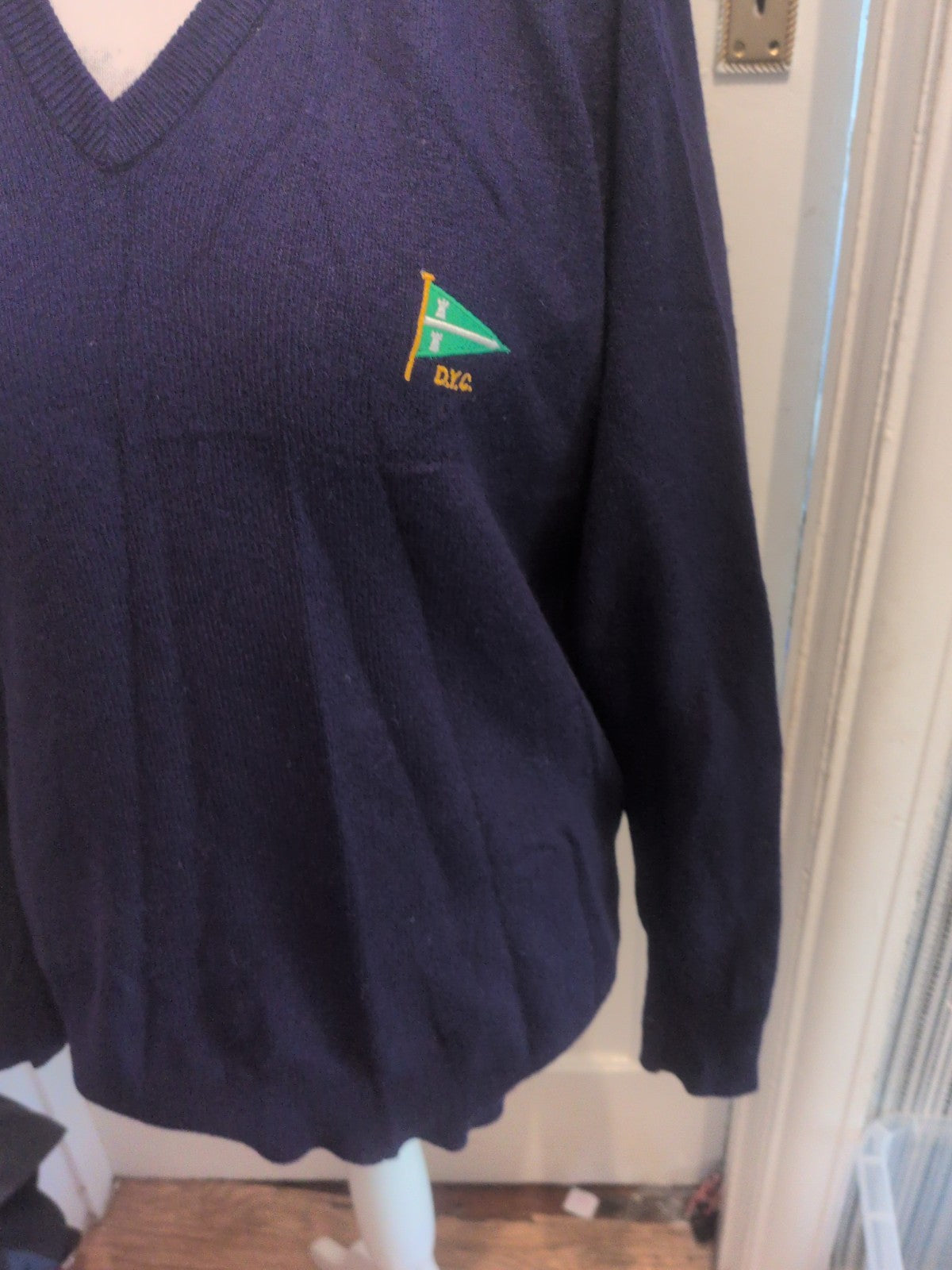 Hawick Medium Pure Wool Navy V Neck Jumper