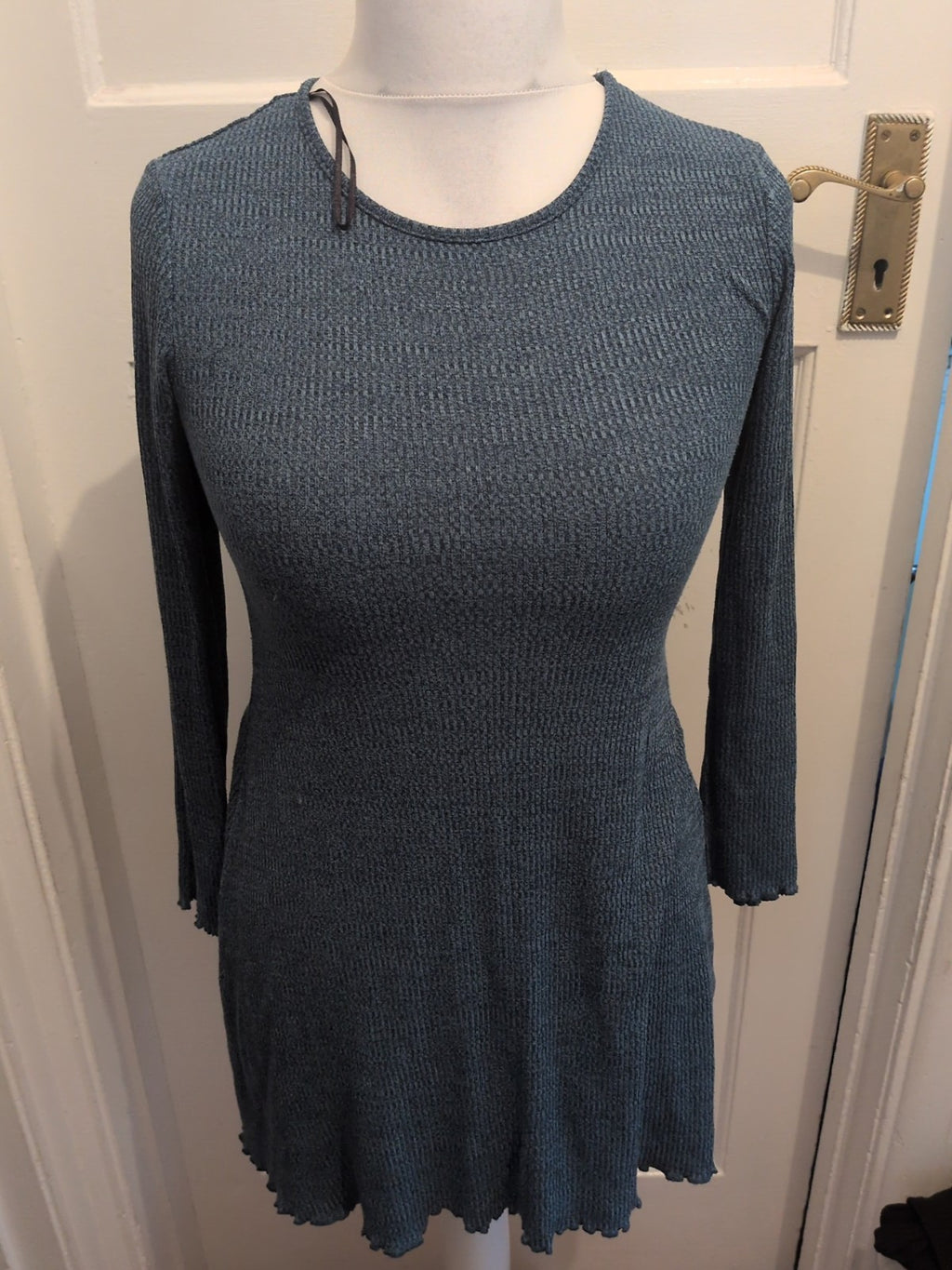 Ladies Divided Size 16 Teal Long Sleeved Dress