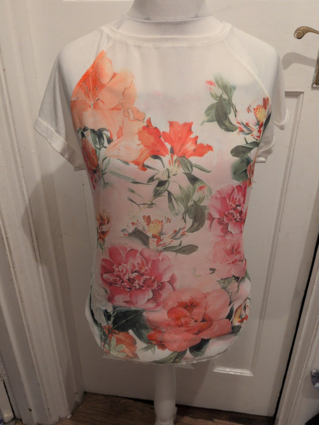 Atmosphere Primark 12 White Flowers Short Sleeve Blouse