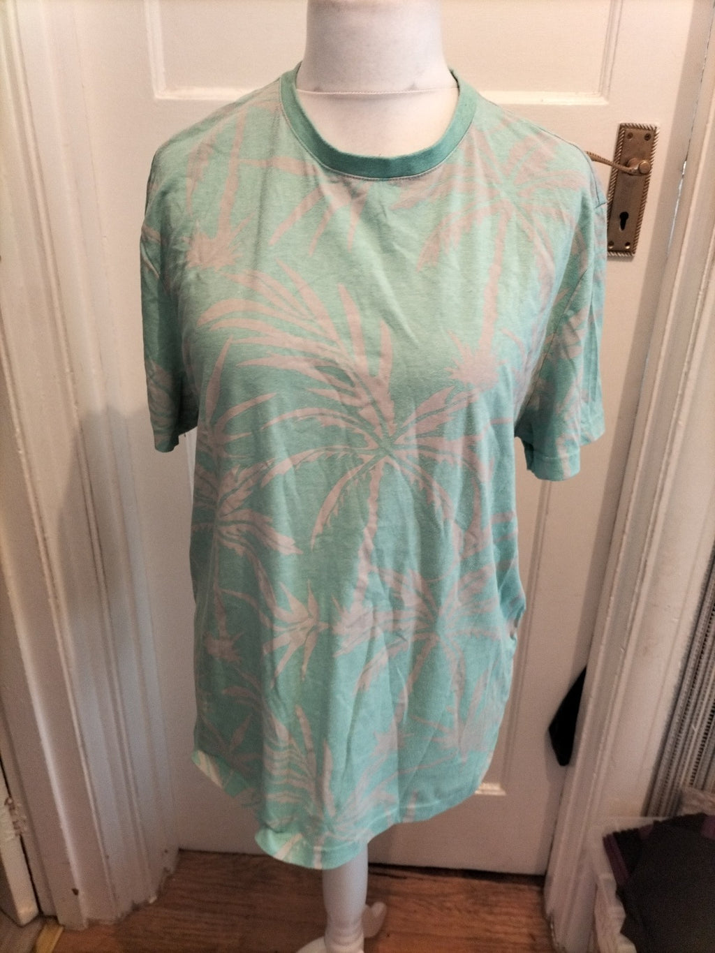 Primark XL Turquoise Grey Floral T-shirt Short Sleeved Bobbling