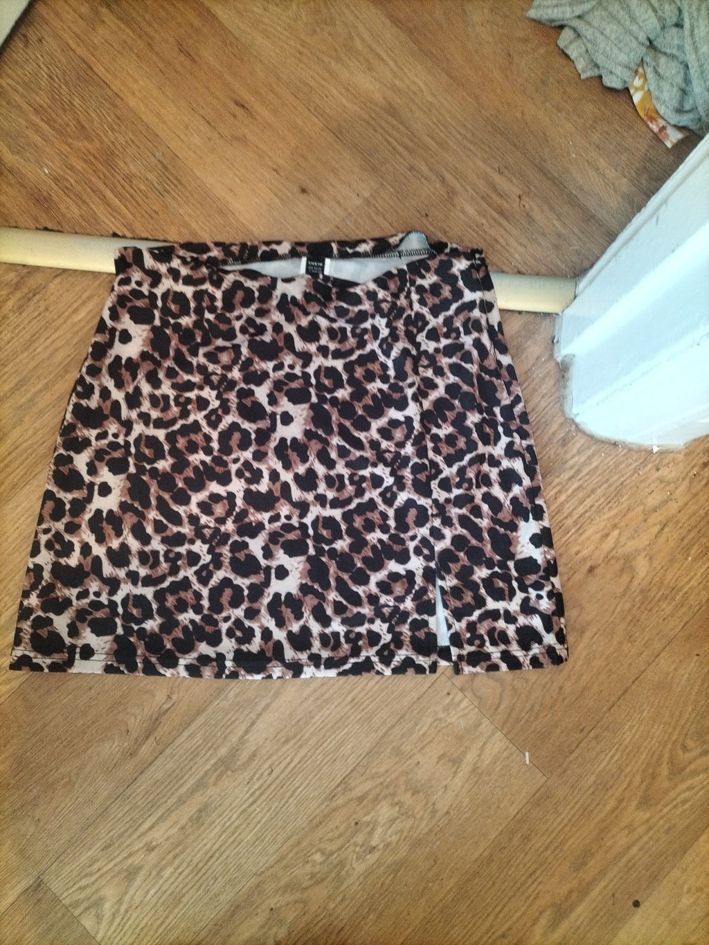 Shein Large Leopard Print Short Skirt