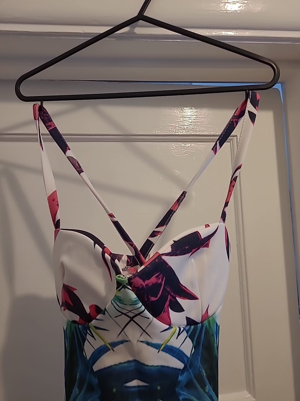 Ladies Bebo Size 10 White Purple Floral Padded Bust Spaghetti Strap Dress