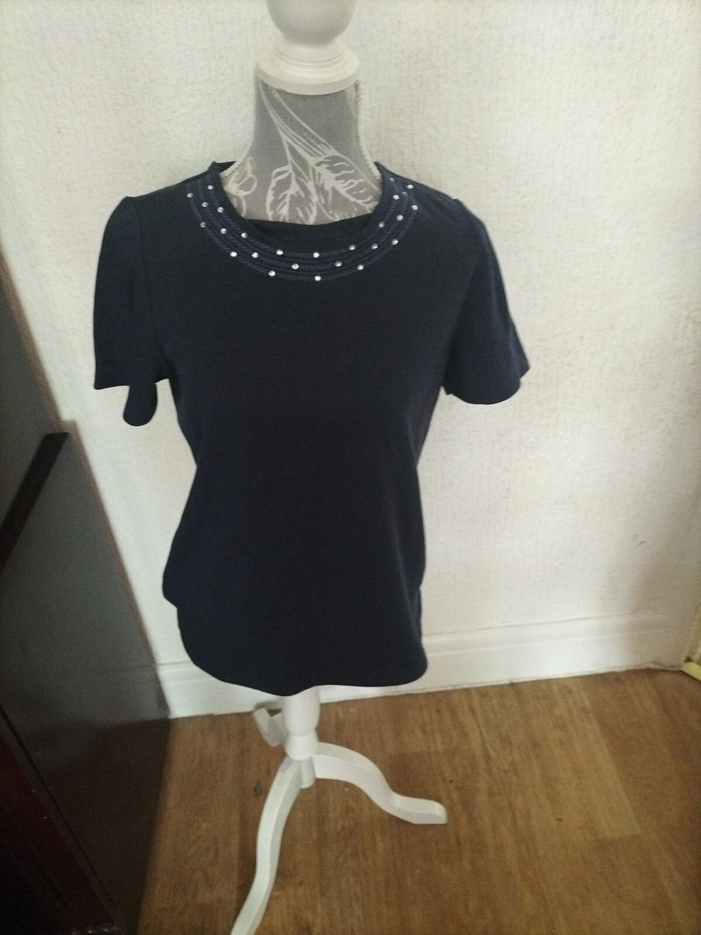 Ladies Bm Casuals Size Small Navy Short Sleeved Blouse