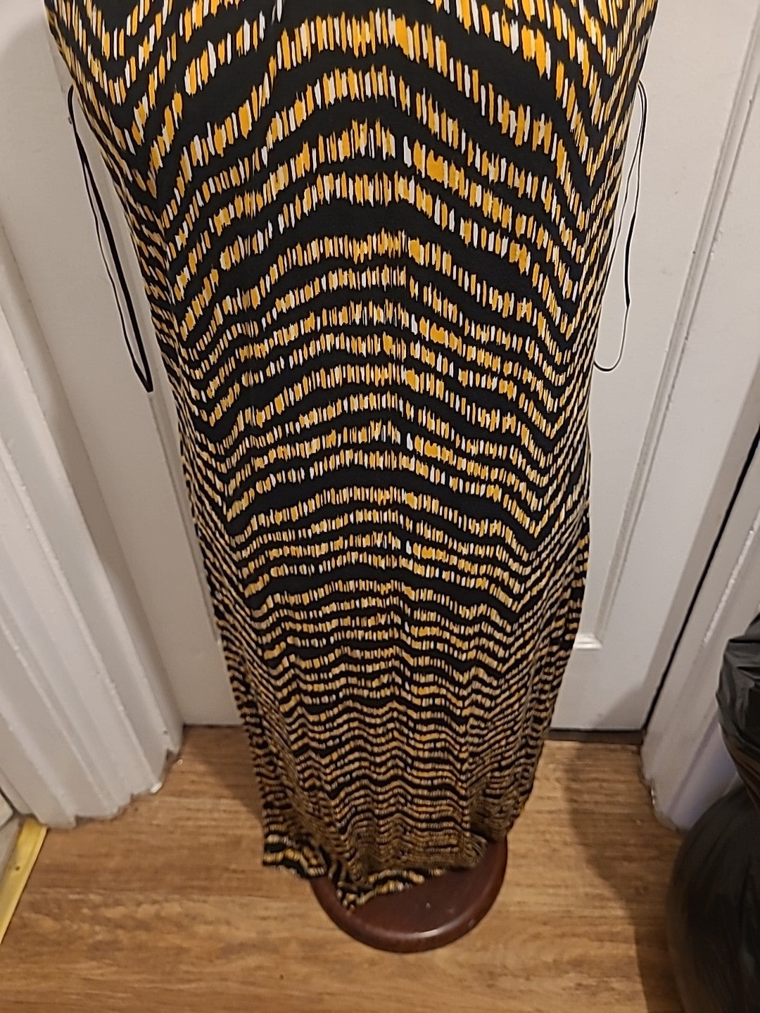 Ladies Peacocks Size 14 Black/Orange/White Patterned Sleeveless Dress