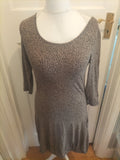 Ladies Gabi Lauton Size 10 Beige And Black 3/4 Sleeved Dress