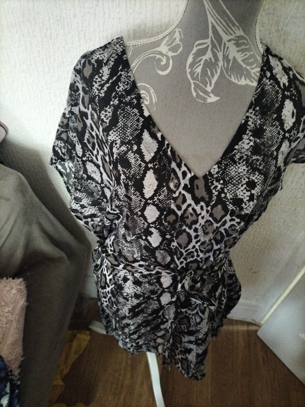 Ladies George Small Leopard Style Blouse