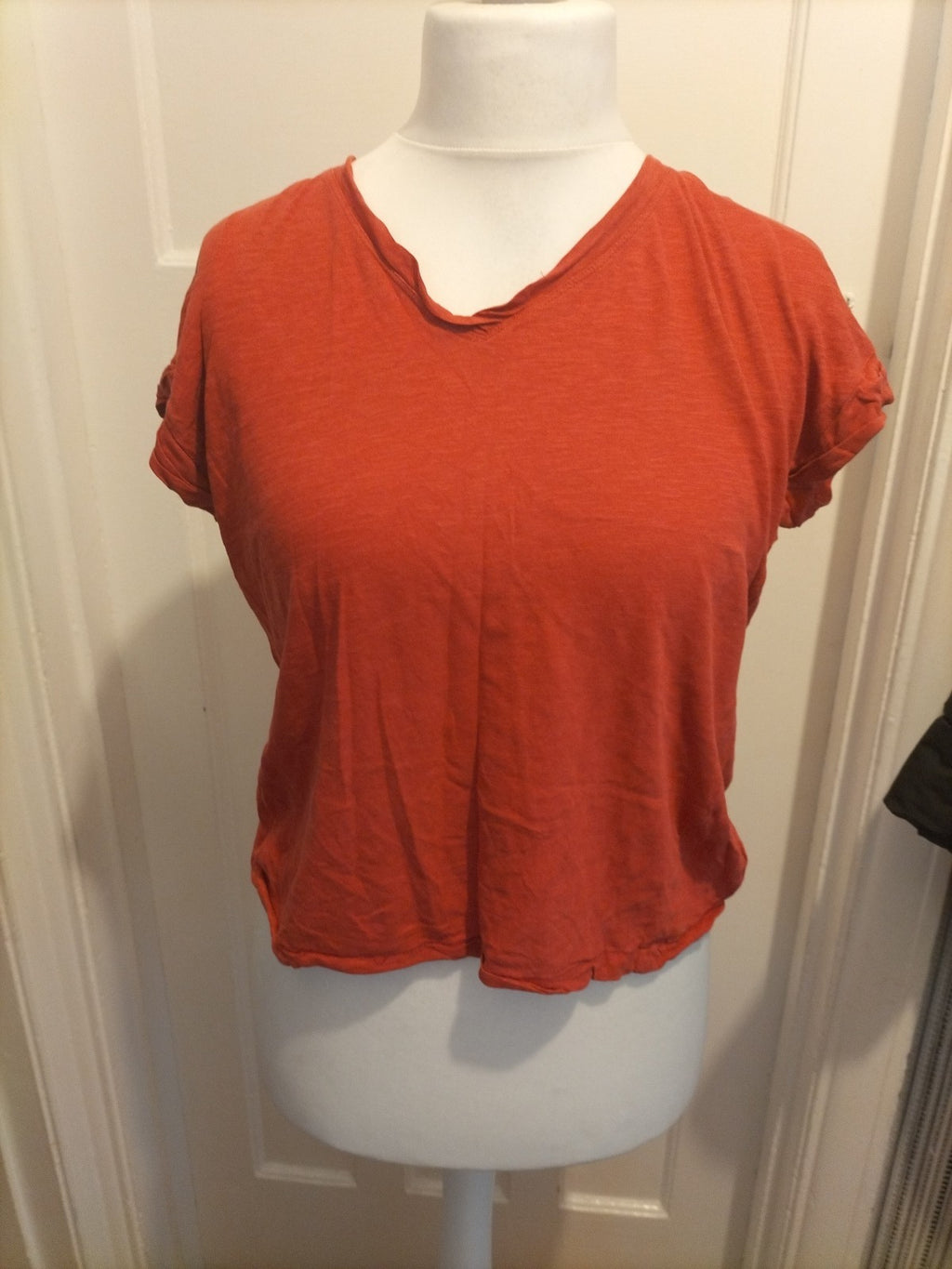 Ladies M&Co Size Medium Rust Short Sleeved Tshirt