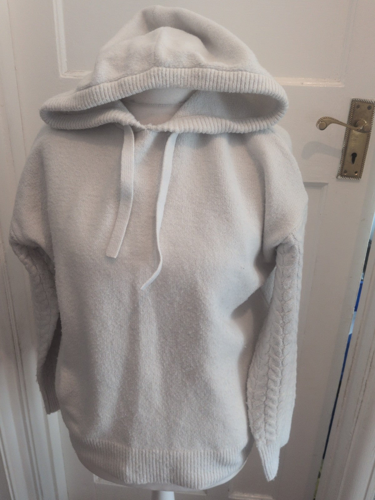 Ladoes TU Off White Hooded Jumper Size 14 Free Delivery