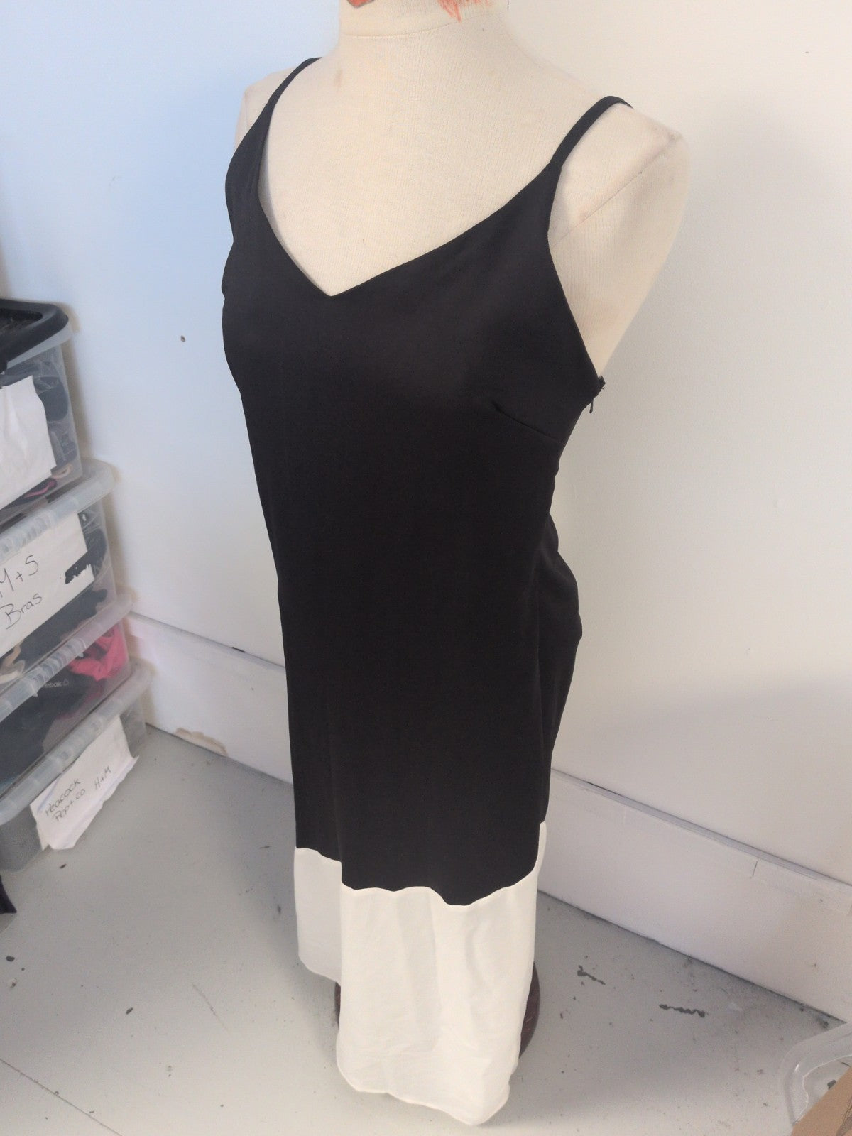 River Island 10 Black And White Sleeveless Dress
