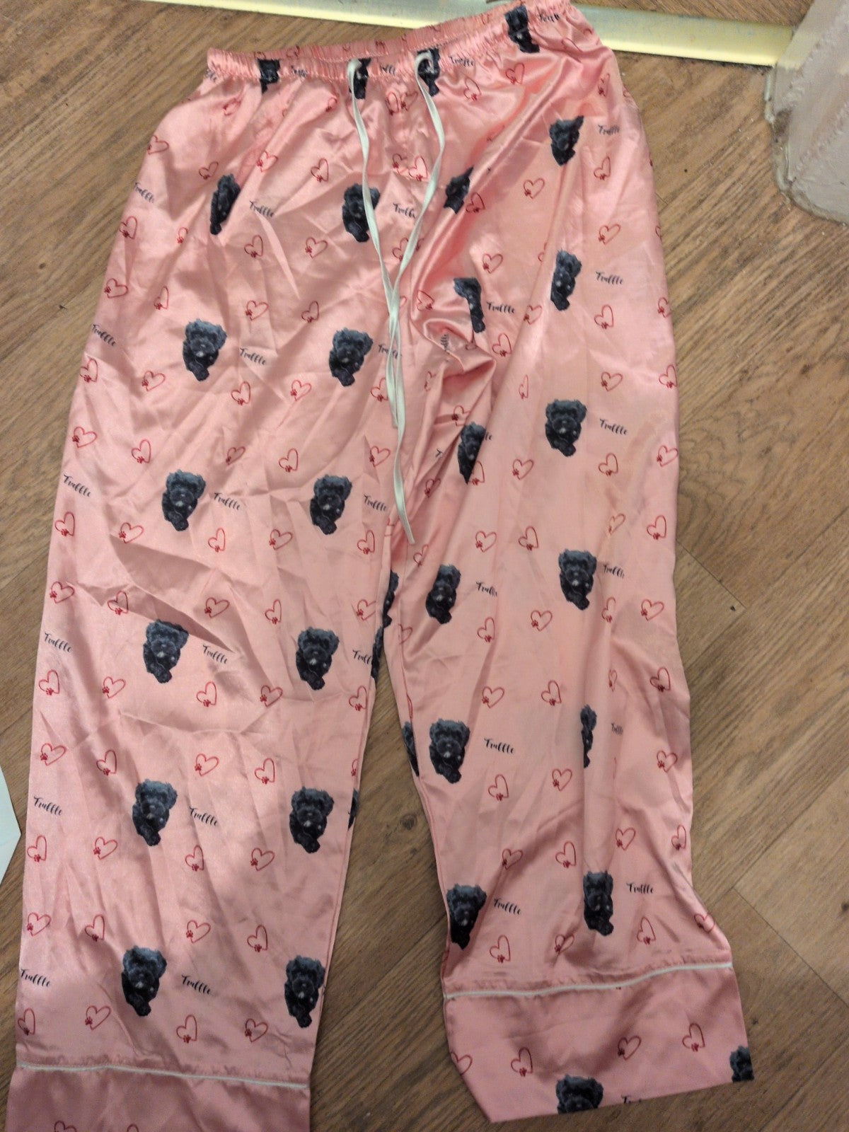 Ladies Size Small Pink And Black Truffle Dog Print Pyjama Set