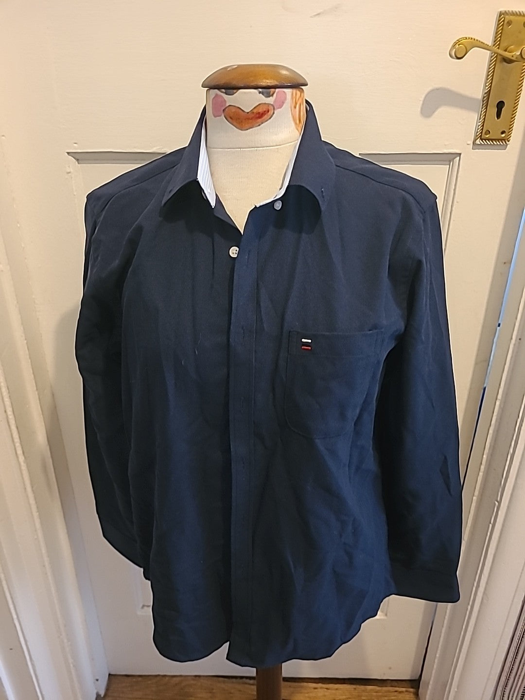 Mens Size 40" Black Long Sleeved Shirt