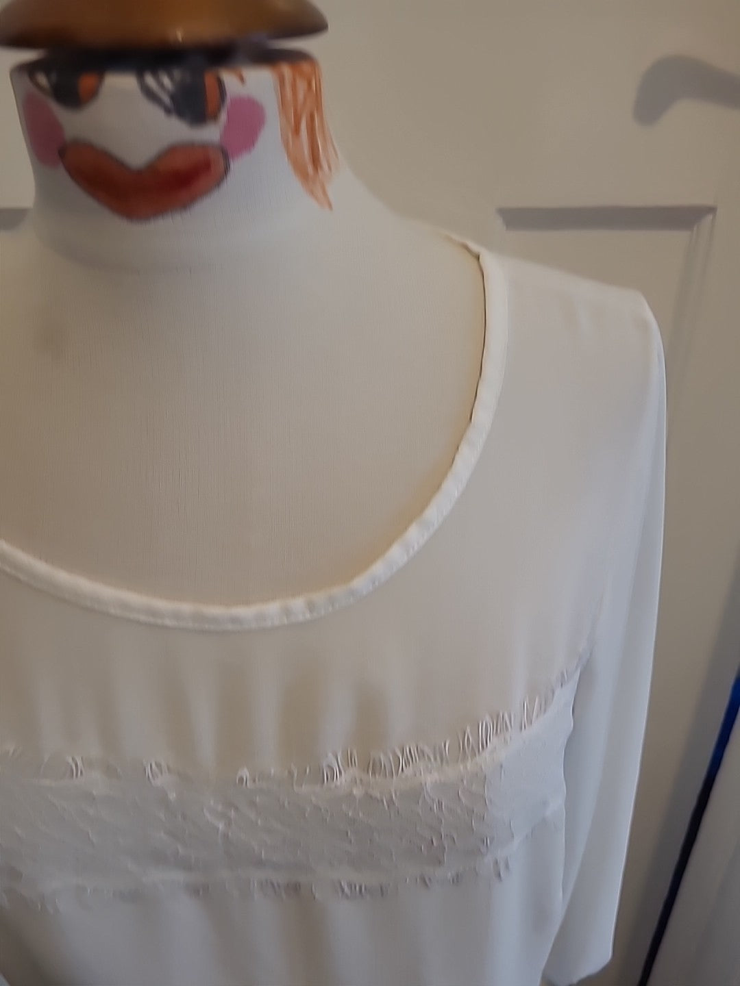 Ladies Afibel Size 14 White Long Sleeved Detailed Blouse