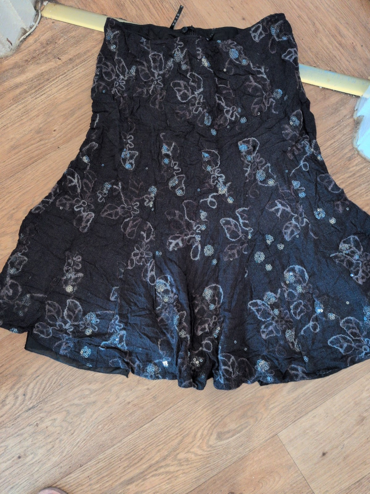 Seda Fashion 16 Black Multicoloured Lined Flare Skirt