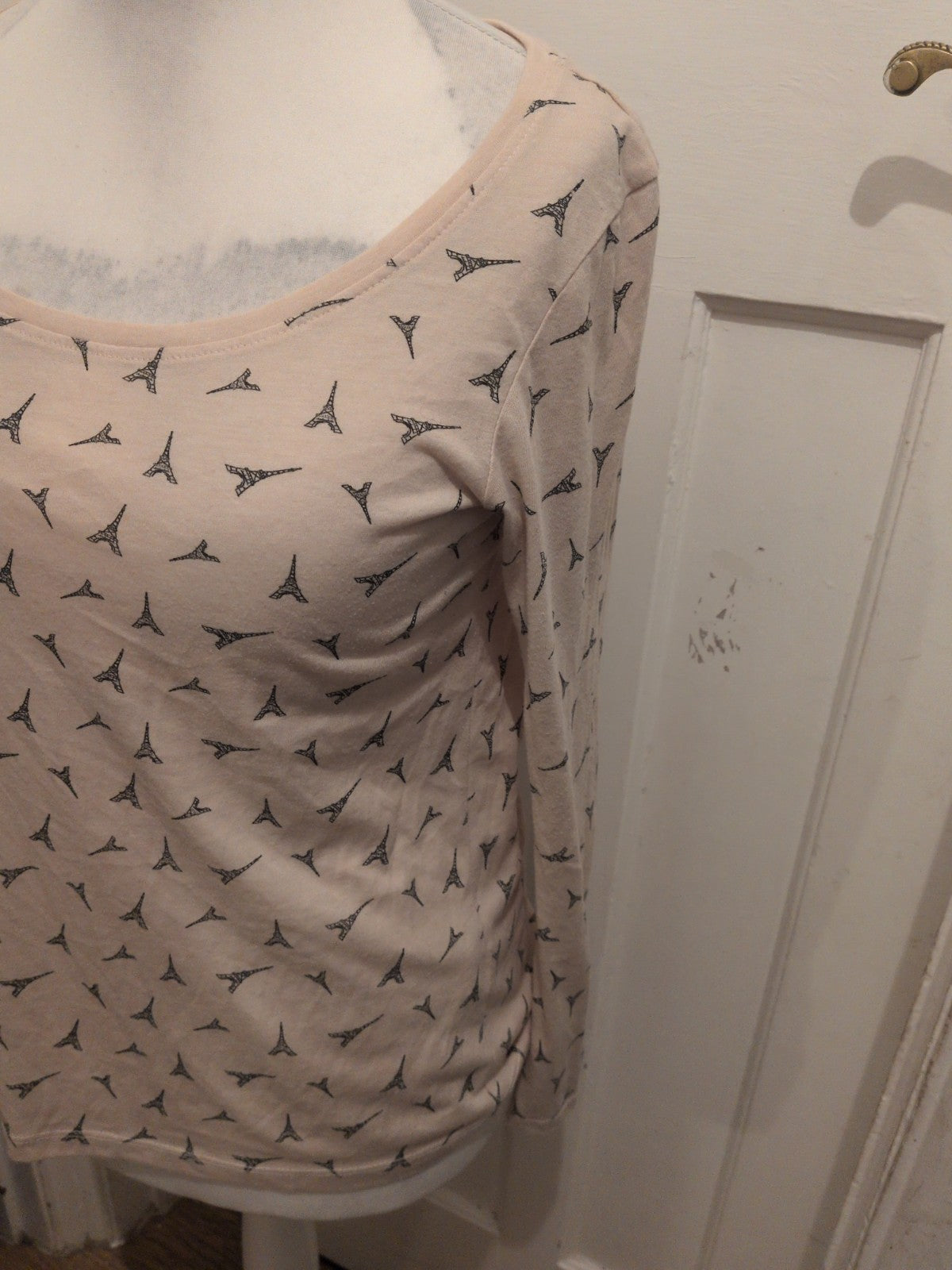 Ladies Primark Size 14 Eiffel Tower Long Sleeve T-shirt
