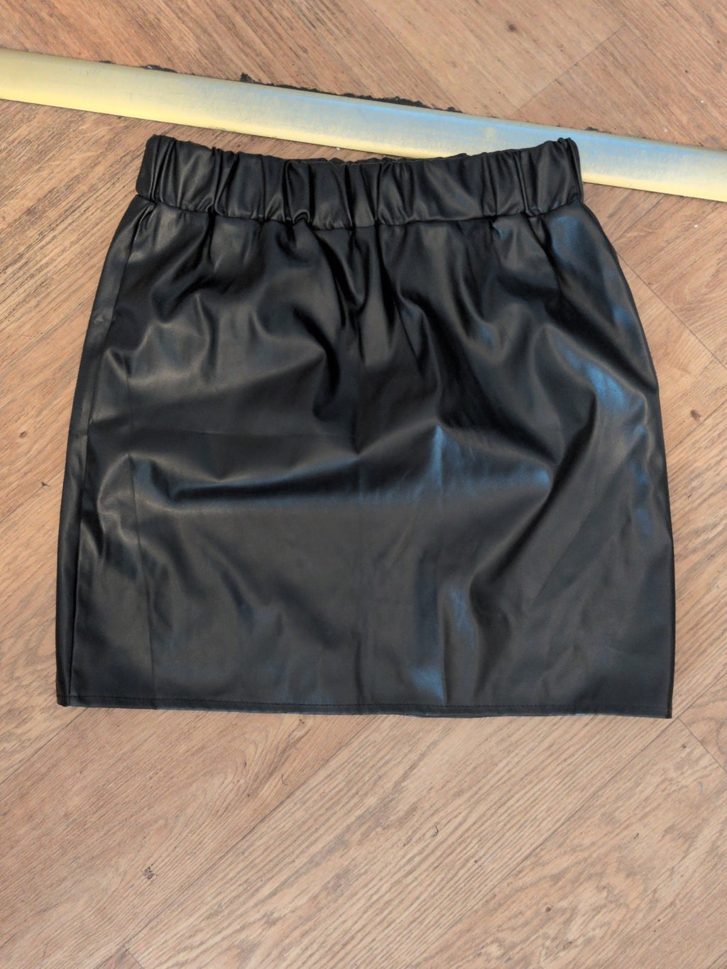 Small Black Short Pleather Skirt