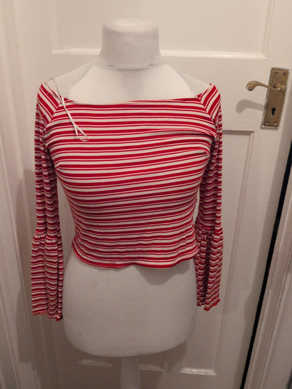 Innocence 16 Red And White Long Sleeve Crop Top