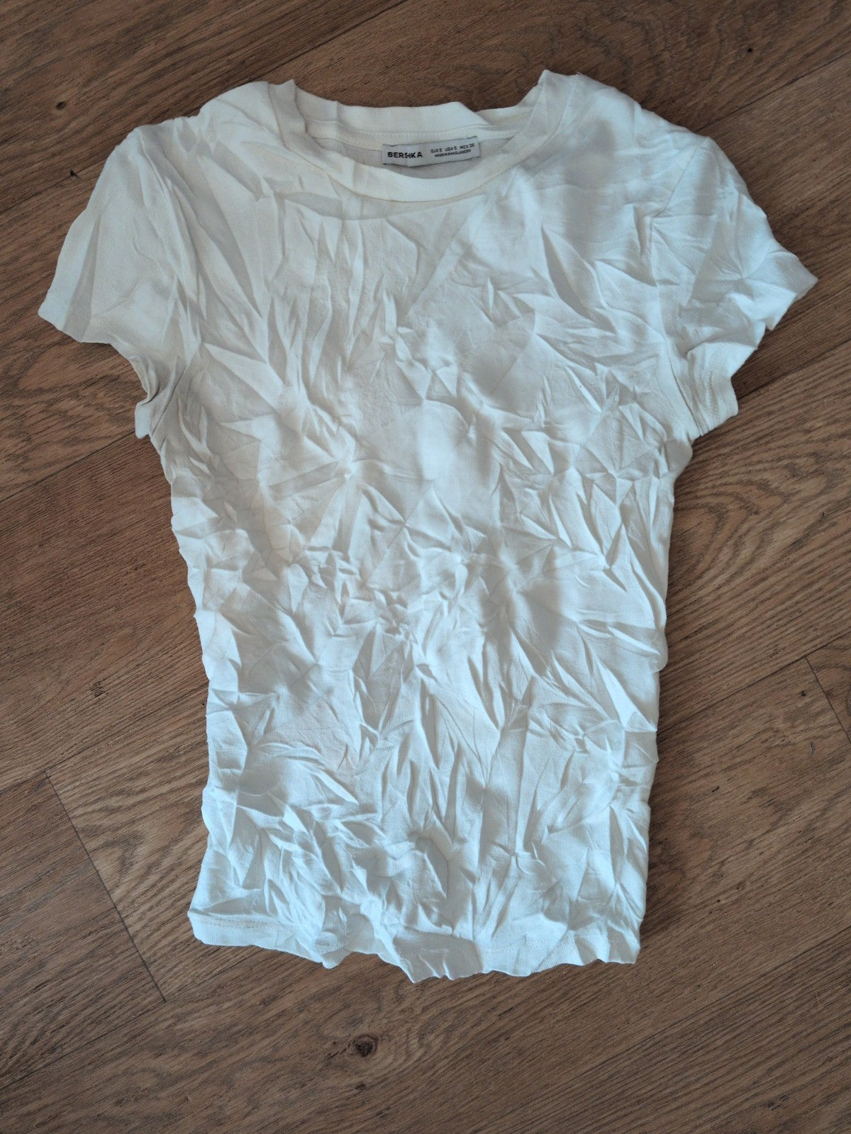 Berskha Small White Short Sleeve T-shirt
