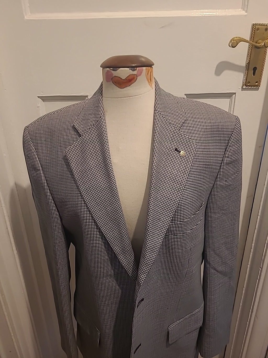 Mens Marks And Spencer Size 40M Pure Wool Black And White Blazer