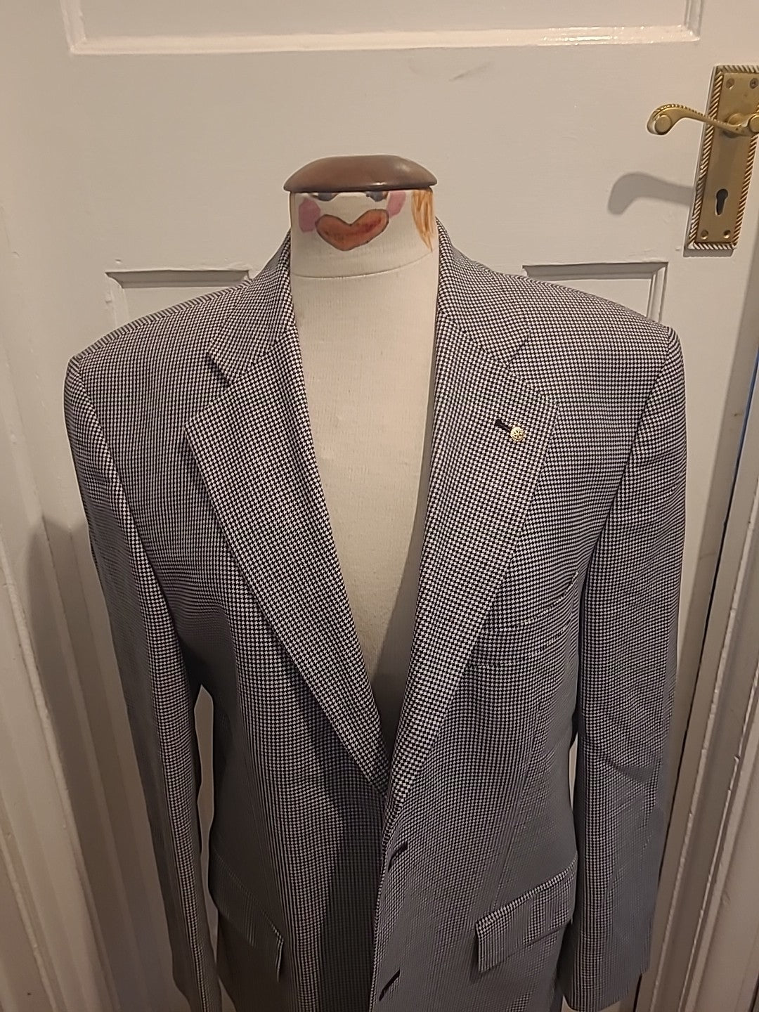 Mens Marks And Spencer Size 40M Pure Wool Black And White Blazer