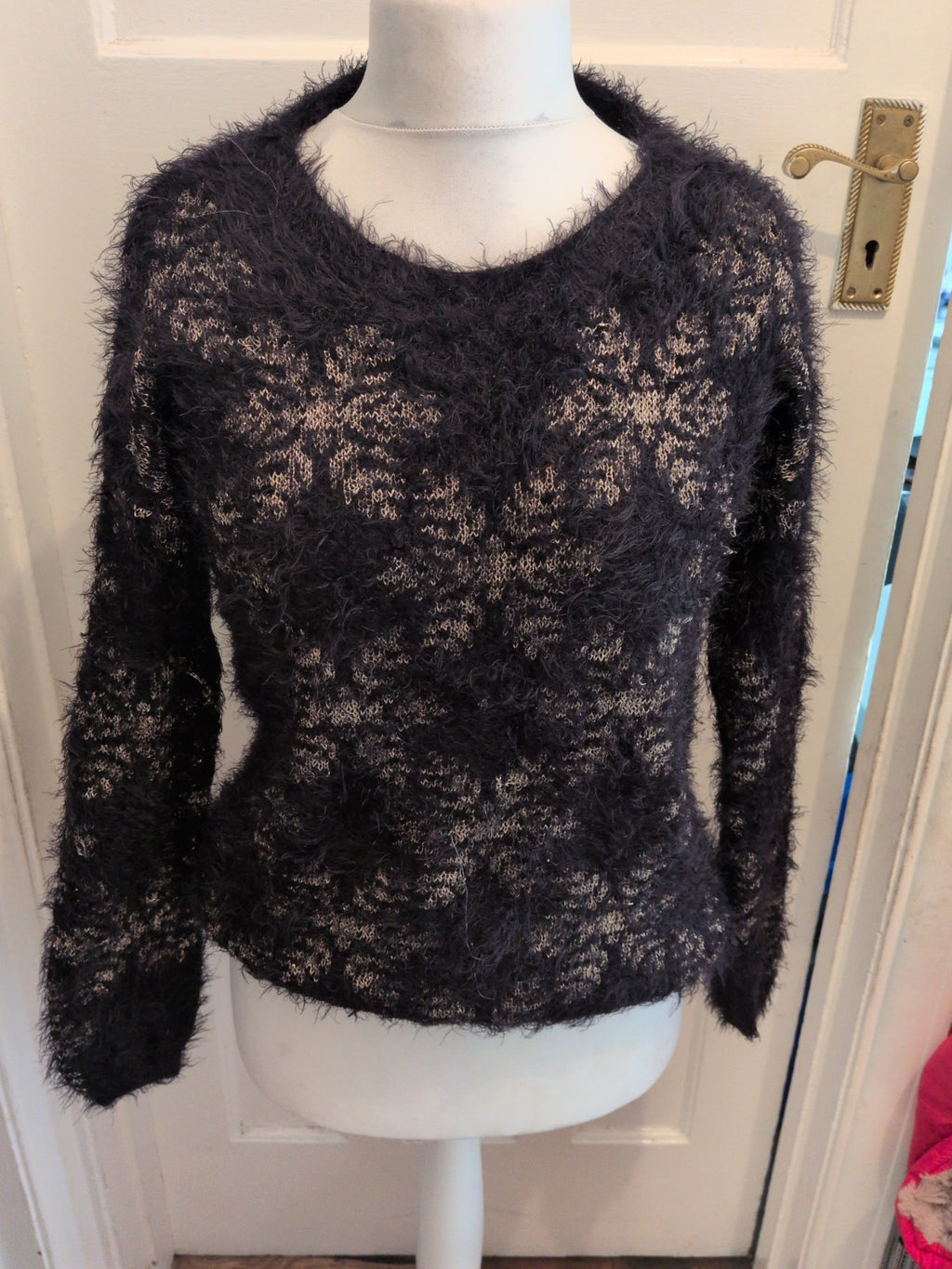 Ladies Primark Size 12 Black Furry Fluffy Long Sleeve Pullover Jumper