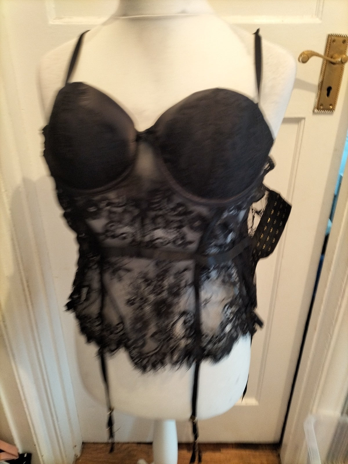 XL Black Lacey Padded Bust Wired Nightwear