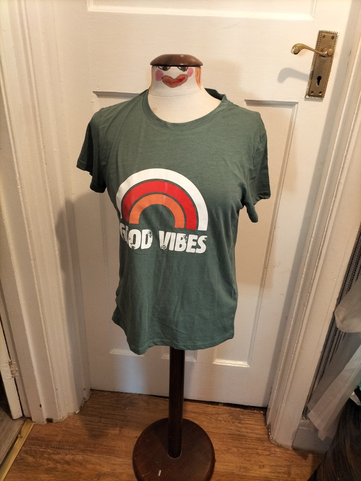 Ladies Shein Size M Green "Good Vibes" Short Sleeved Tshirt