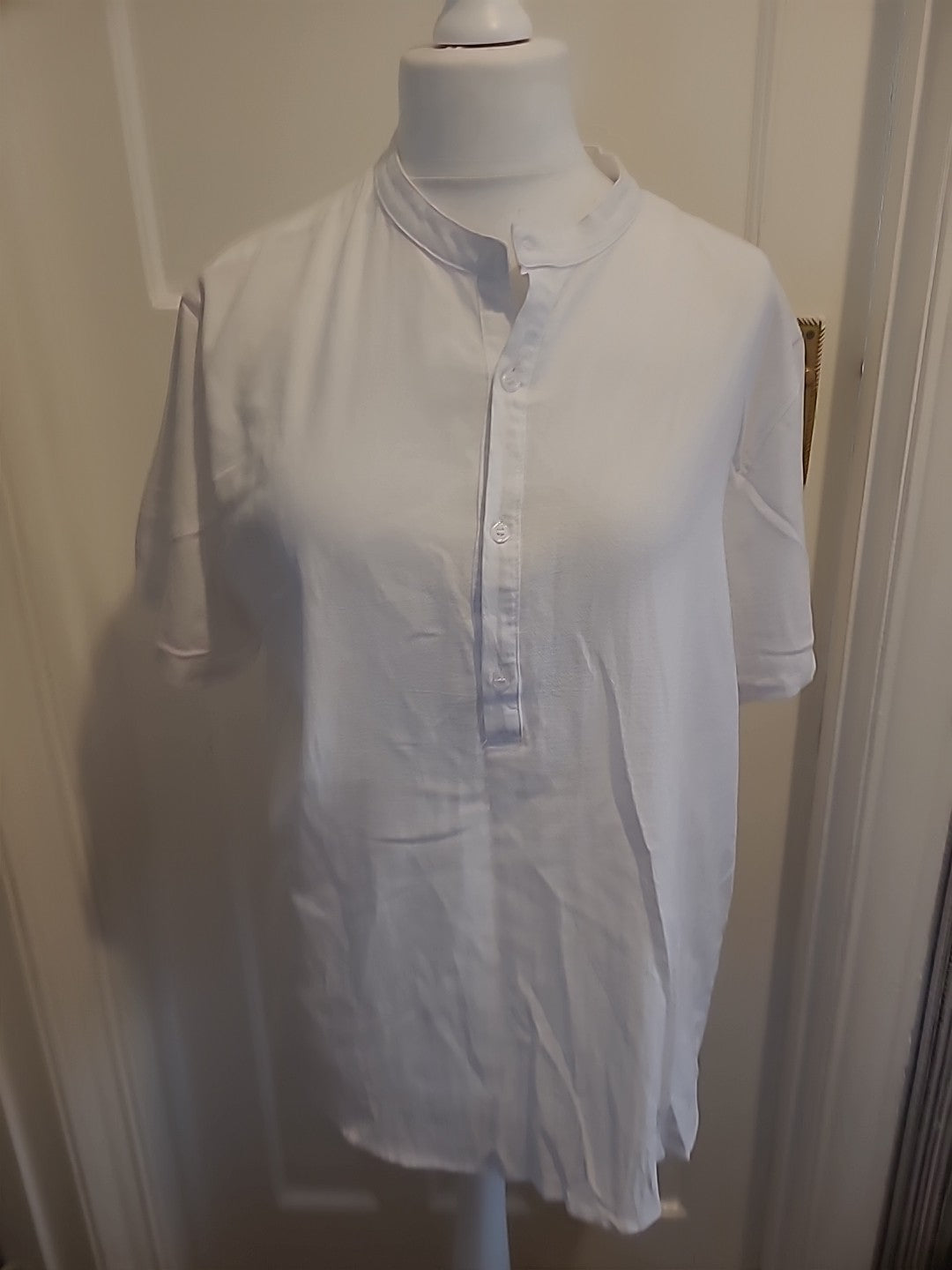 Mens Yaobaole Size Large White Short Sleeved Shirt