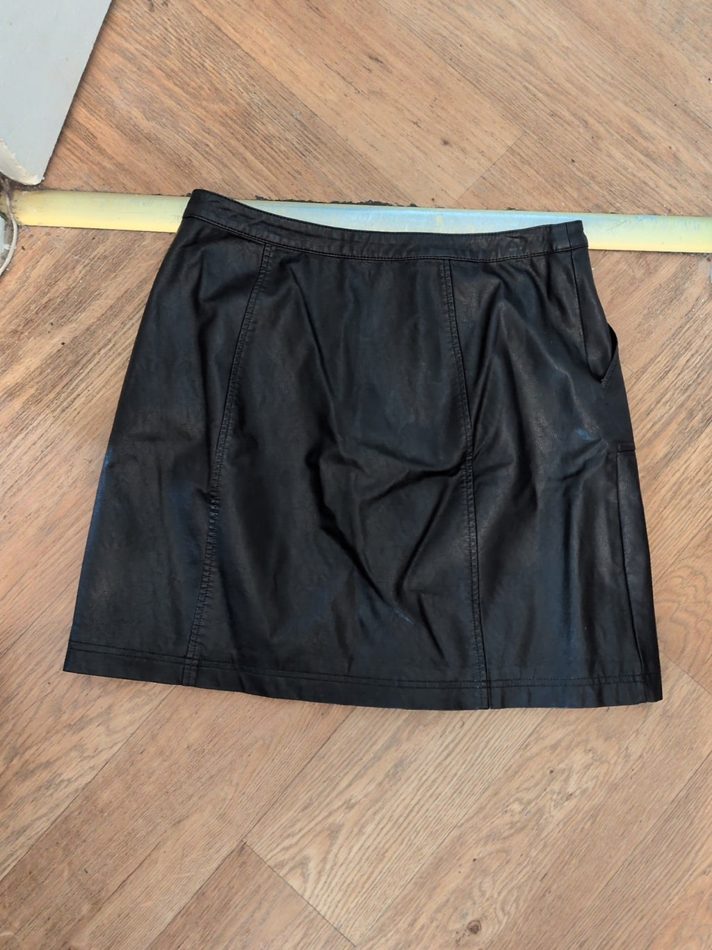 F&F 12 Black Pleather Front Zip Skirt