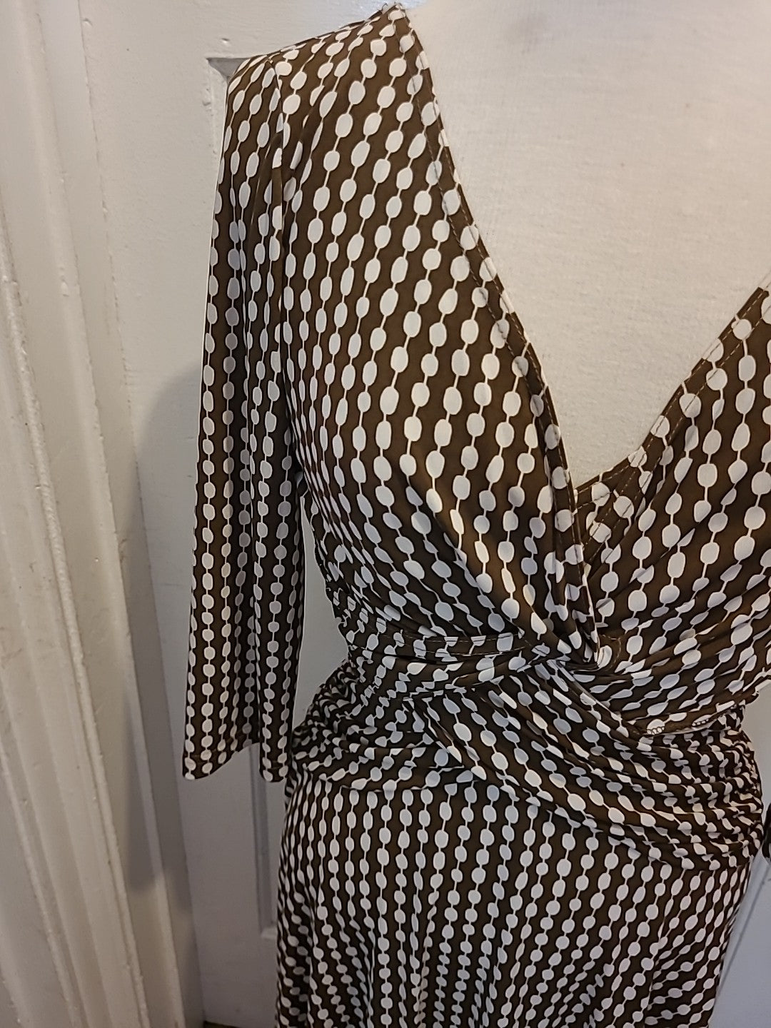 Ladies Molly-Jo Size 10 Brown Spotted Long Sleeved Dress