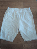 XL White Elasticated Shorts
