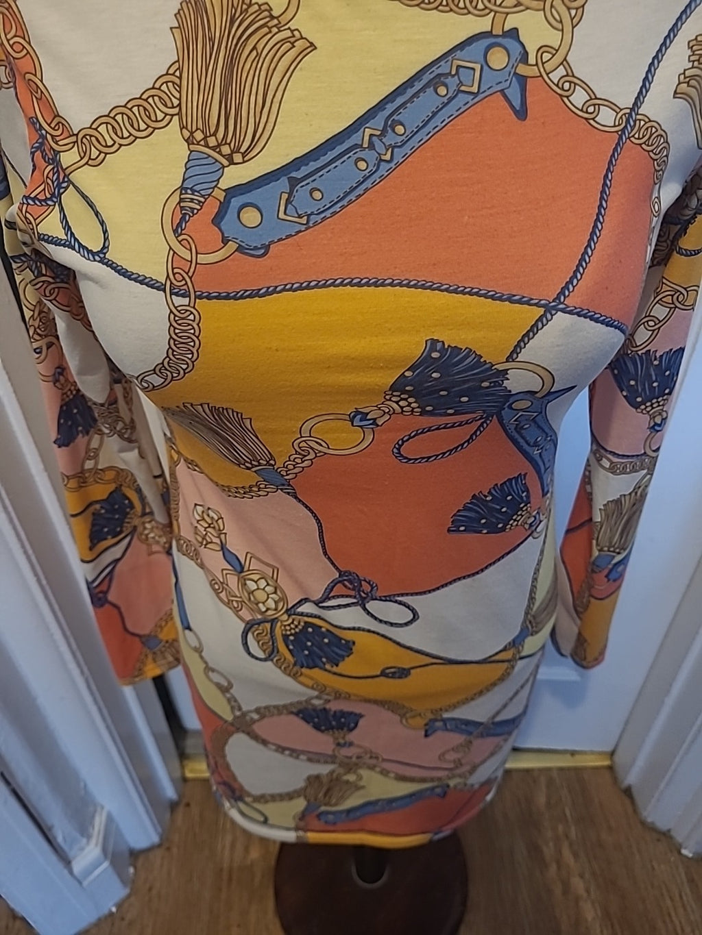 Ladies QED Size M/L Multi Aztec Long Sleeved Dress